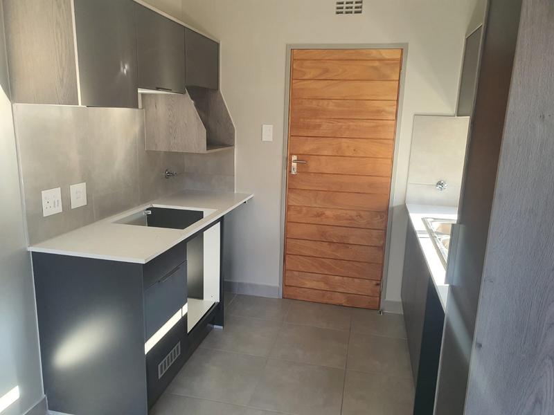 To Let 3 Bedroom Property for Rent in Randburg Central Gauteng