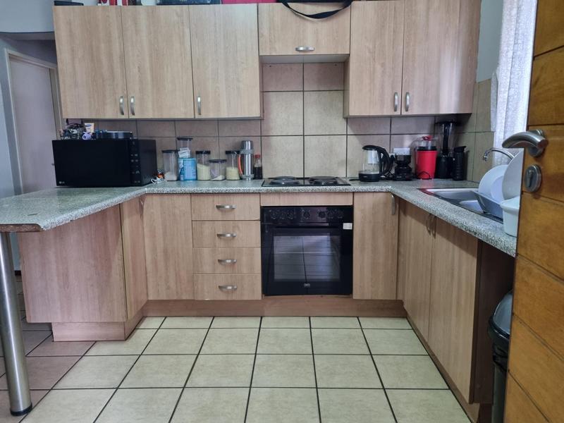 2 Bedroom Property for Sale in Randburg Central Gauteng