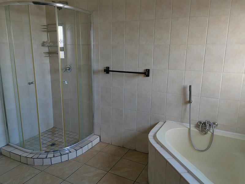 2 Bedroom Property for Sale in Heidelberg Gauteng