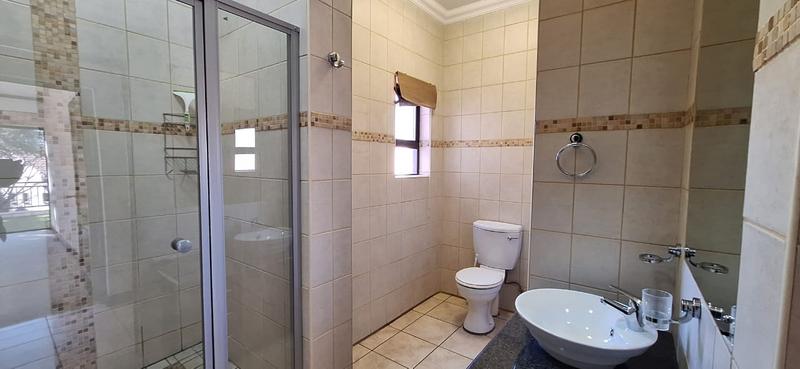 4 Bedroom Property for Sale in Midfield Estate Gauteng