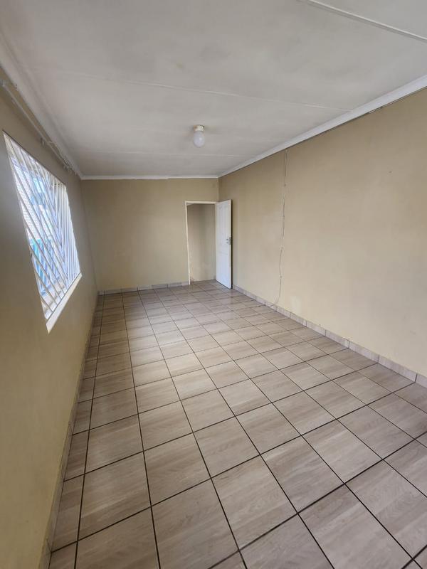 9 Bedroom Property for Sale in Laudium Gauteng