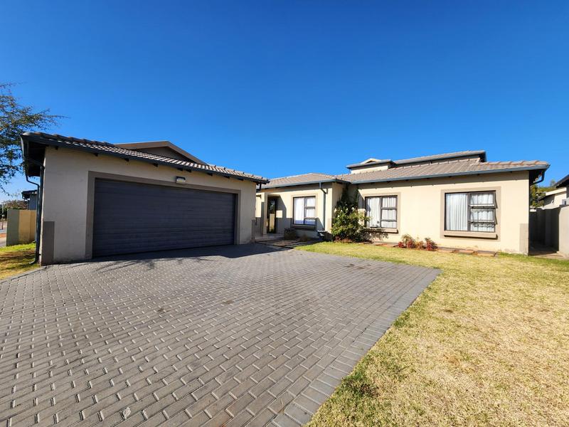 4 Bedroom Property for Sale in Amandasig Gauteng