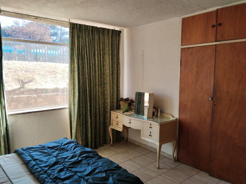 1 Bedroom Property for Sale in Symhurst Gauteng