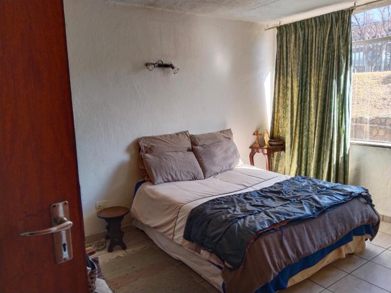 1 Bedroom Property for Sale in Symhurst Gauteng