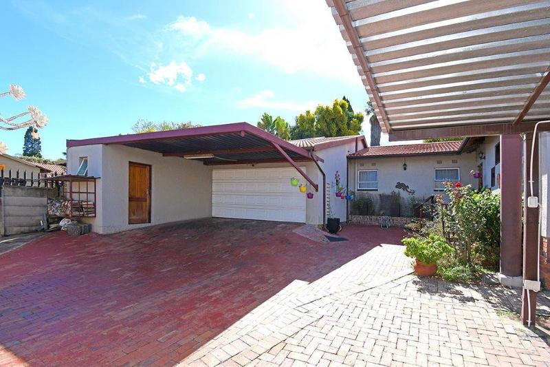 4 Bedroom Property for Sale in Marais Steyn Park Gauteng