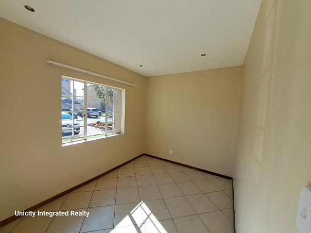 To Let 2 Bedroom Property for Rent in Stone Ridge Gauteng