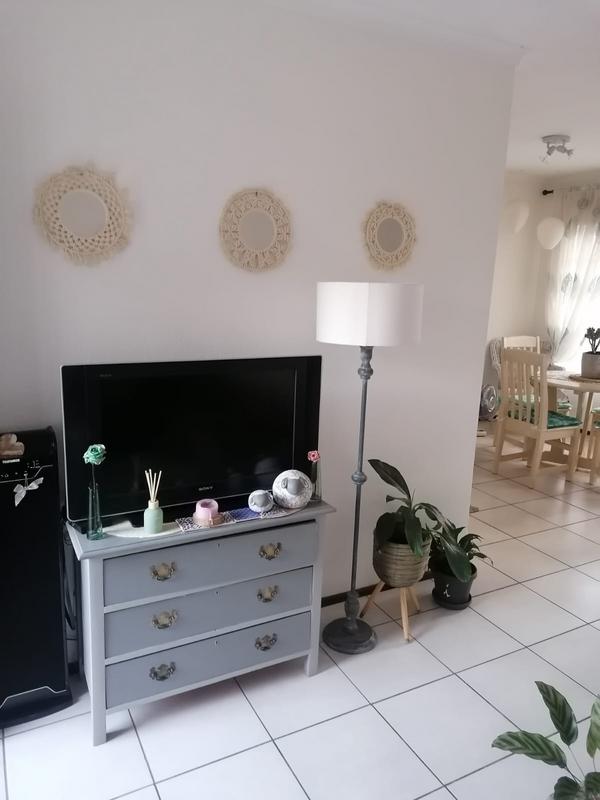 2 Bedroom Property for Sale in Hennopspark Gauteng