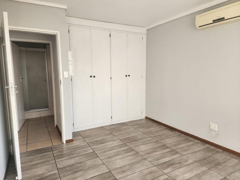 2 Bedroom Property for Sale in The Reeds Gauteng