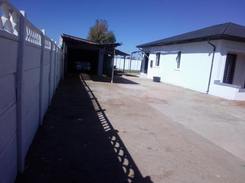 3 Bedroom Property for Sale in Westonaria Gauteng