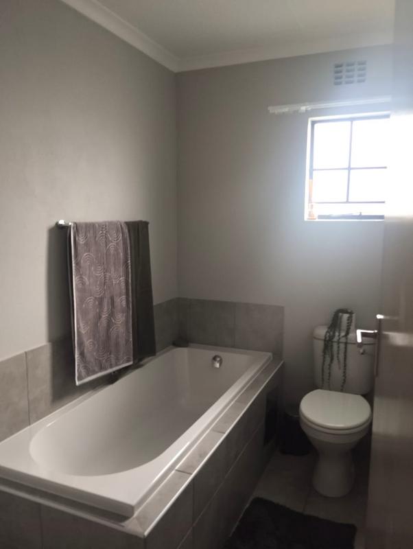 2 Bedroom Property for Sale in Savanna City Gauteng