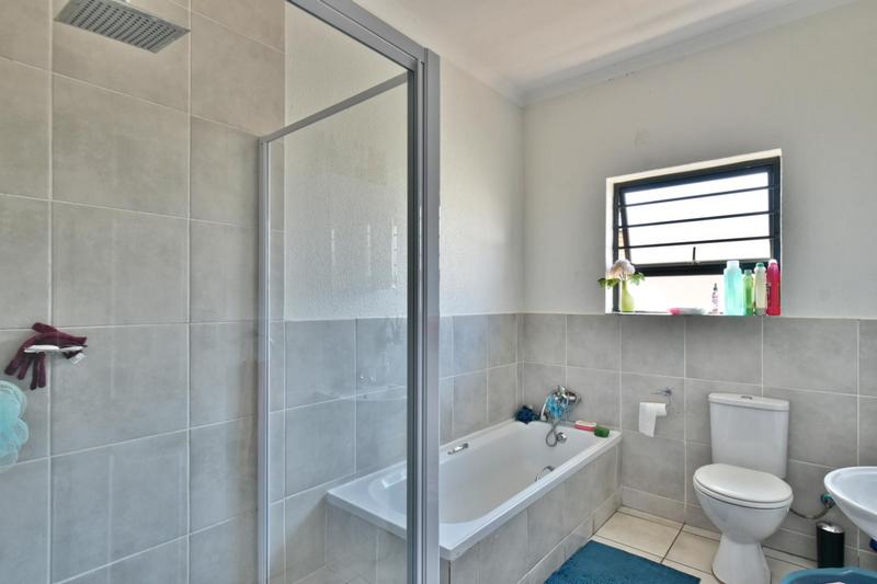 3 Bedroom Property for Sale in New Market Gauteng