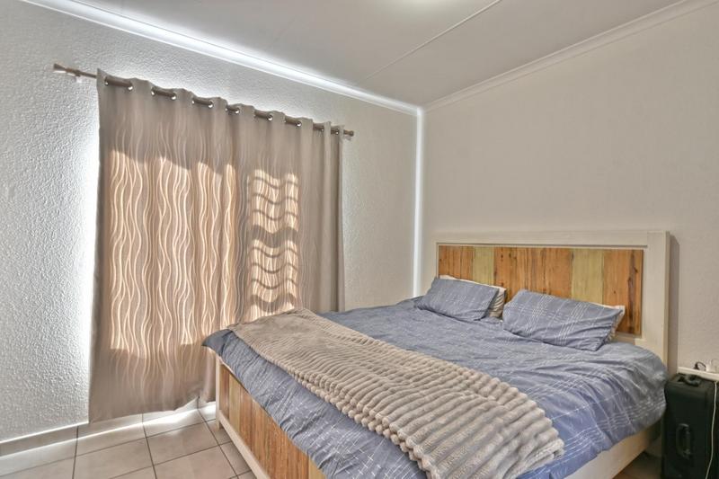 3 Bedroom Property for Sale in New Market Gauteng