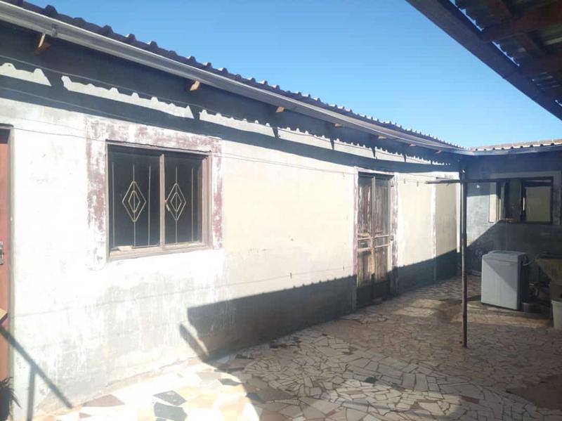 4 Bedroom Property for Sale in Orange Farm Gauteng