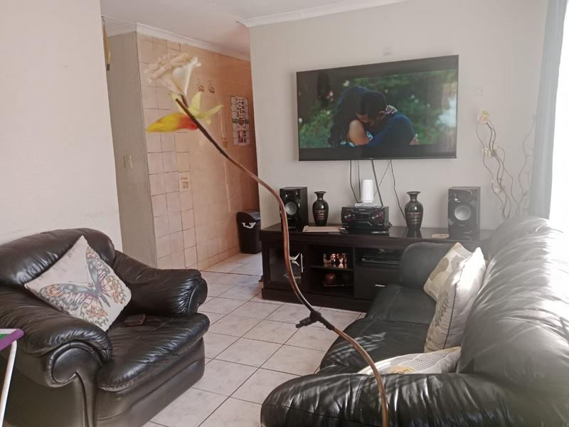 3 Bedroom Property for Sale in Lawley Gauteng