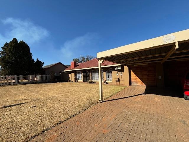 3 Bedroom Property for Sale in Risiville Gauteng