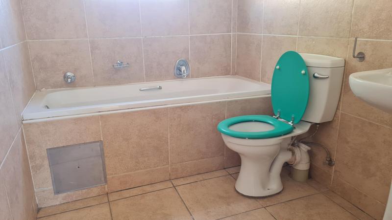 2 Bedroom Property for Sale in Paulshof Gauteng