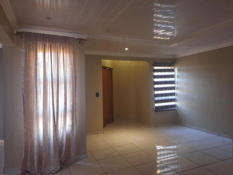 3 Bedroom Property for Sale in Golden Gardens Gauteng