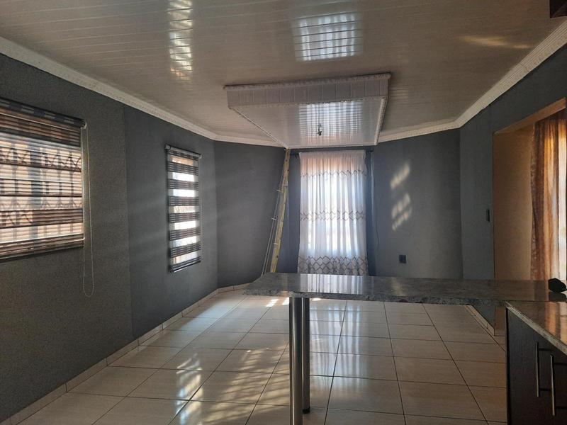 3 Bedroom Property for Sale in Golden Gardens Gauteng