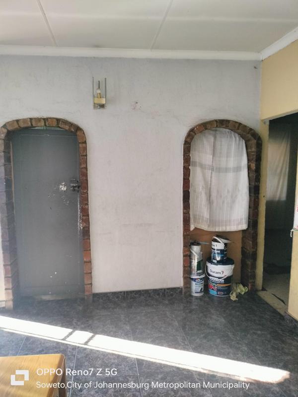 2 Bedroom Property for Sale in Dube Gauteng