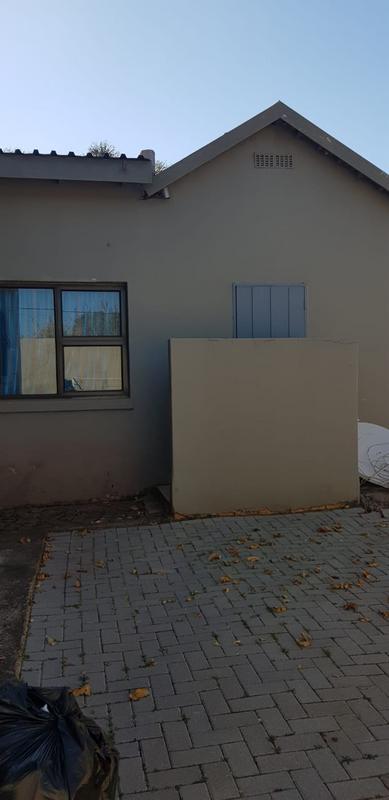 12 Bedroom Property for Sale in Erasmia Gauteng