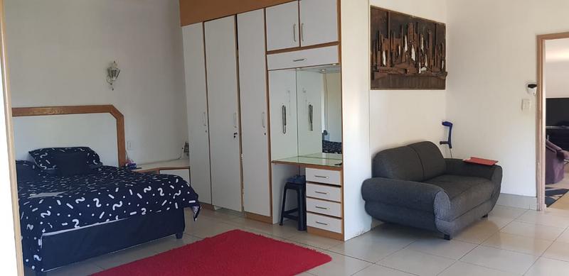 12 Bedroom Property for Sale in Erasmia Gauteng