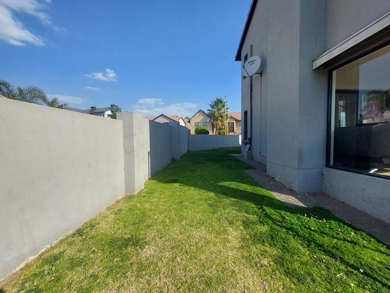 4 Bedroom Property for Sale in Summerfields Estate Gauteng