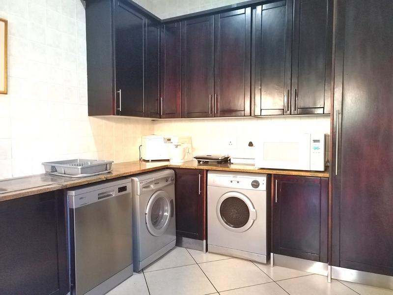 3 Bedroom Property for Sale in Featherbrooke Estate Gauteng