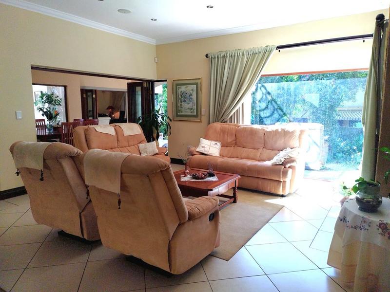 3 Bedroom Property for Sale in Featherbrooke Estate Gauteng