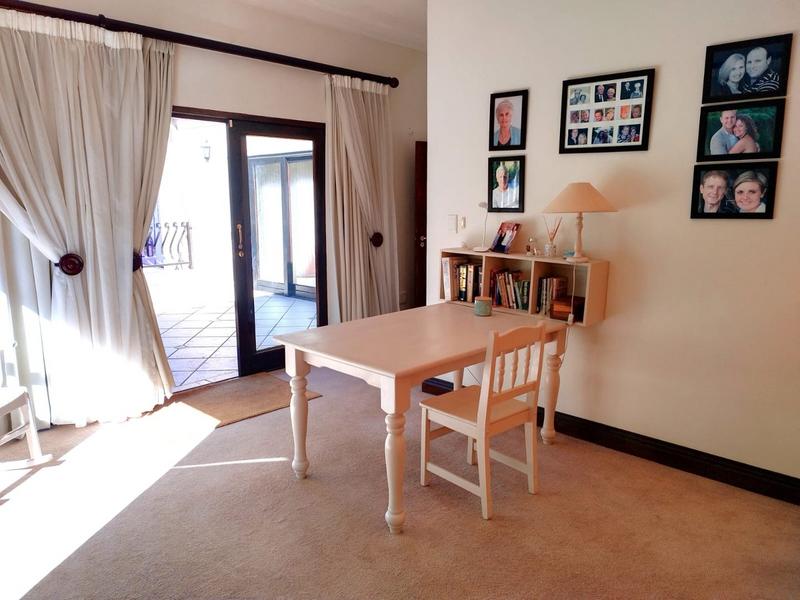 3 Bedroom Property for Sale in Featherbrooke Estate Gauteng