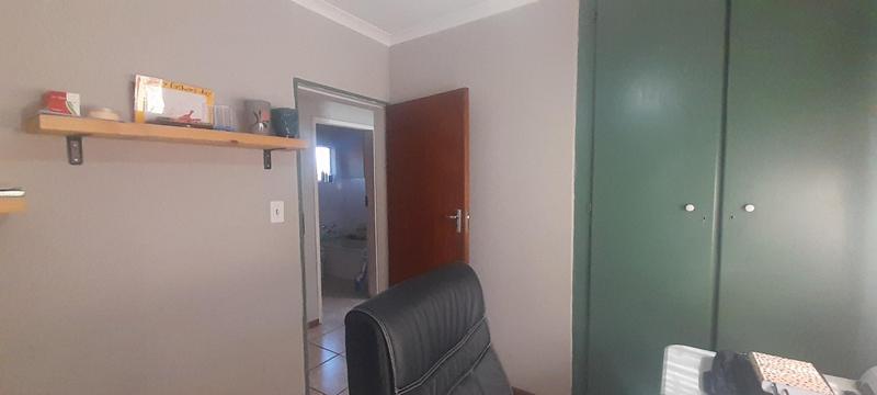 To Let 4 Bedroom Property for Rent in Zwartkop Gauteng