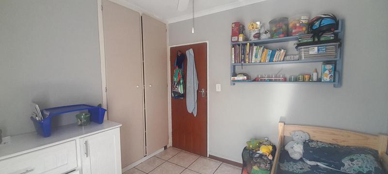 To Let 4 Bedroom Property for Rent in Zwartkop Gauteng