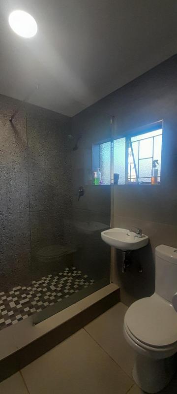 To Let 4 Bedroom Property for Rent in Zwartkop Gauteng