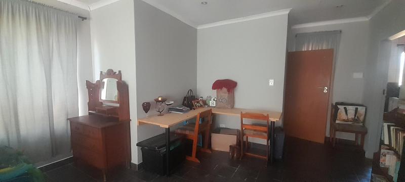 To Let 4 Bedroom Property for Rent in Zwartkop Gauteng