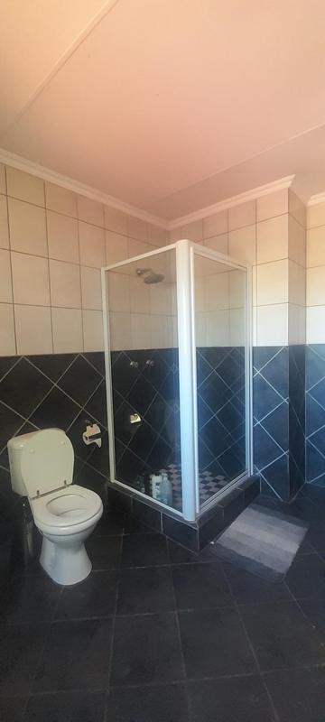 To Let 4 Bedroom Property for Rent in Zwartkop Gauteng