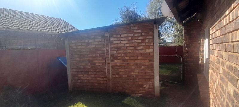 To Let 4 Bedroom Property for Rent in Zwartkop Gauteng