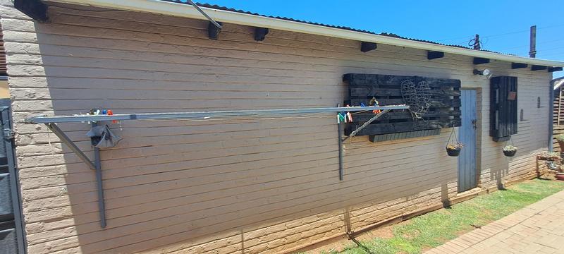 To Let 3 Bedroom Property for Rent in Dan Pienaarville Gauteng