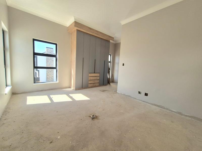 4 Bedroom Property for Sale in Midstream Heights Gauteng