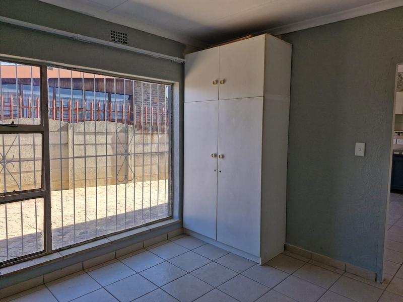 To Let 1 Bedroom Property for Rent in New Modder Gauteng