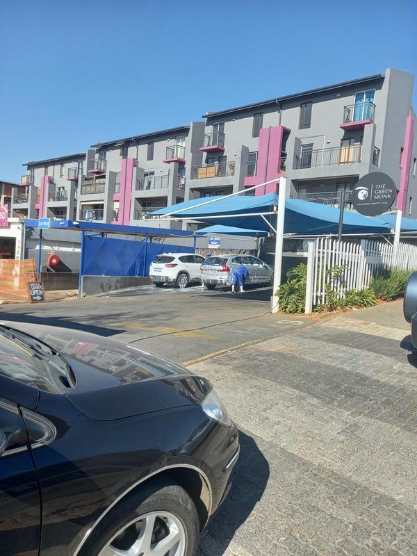 To Let 2 Bedroom Property for Rent in Linden Gauteng