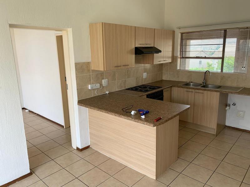 To Let 1 Bedroom Property for Rent in Sugar Bush Estate Gauteng