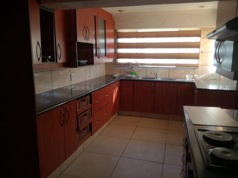 3 Bedroom Property for Sale in Toekomsrus Gauteng