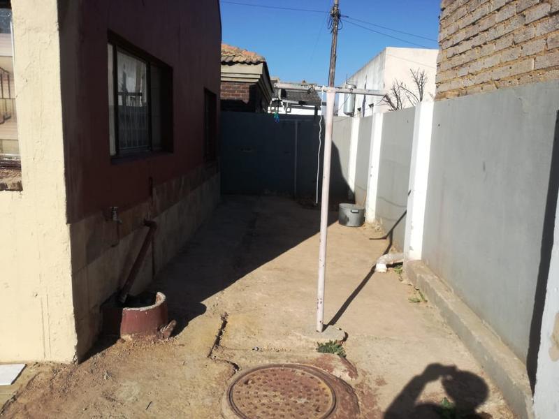 3 Bedroom Property for Sale in Toekomsrus Gauteng