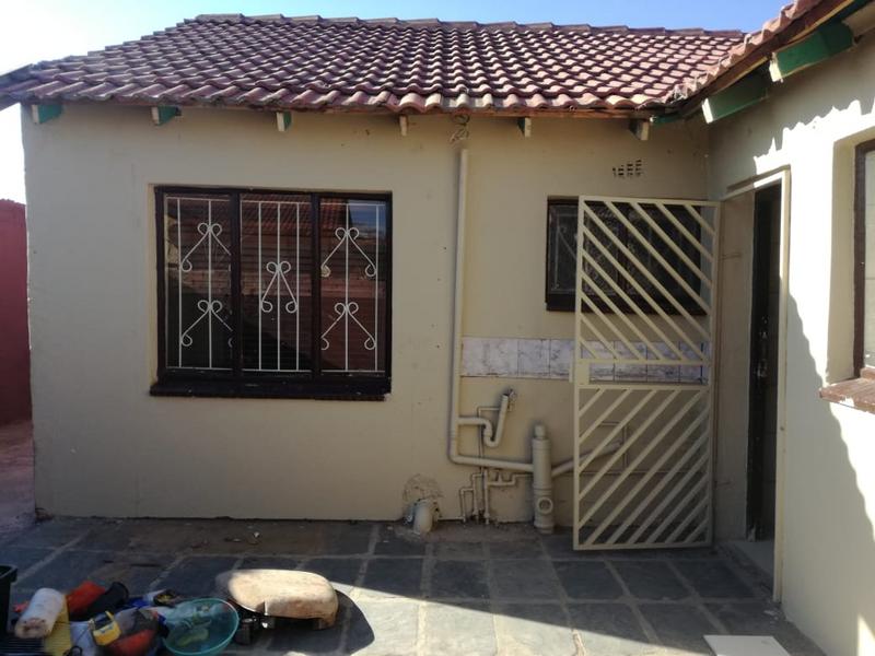 3 Bedroom Property for Sale in Toekomsrus Gauteng