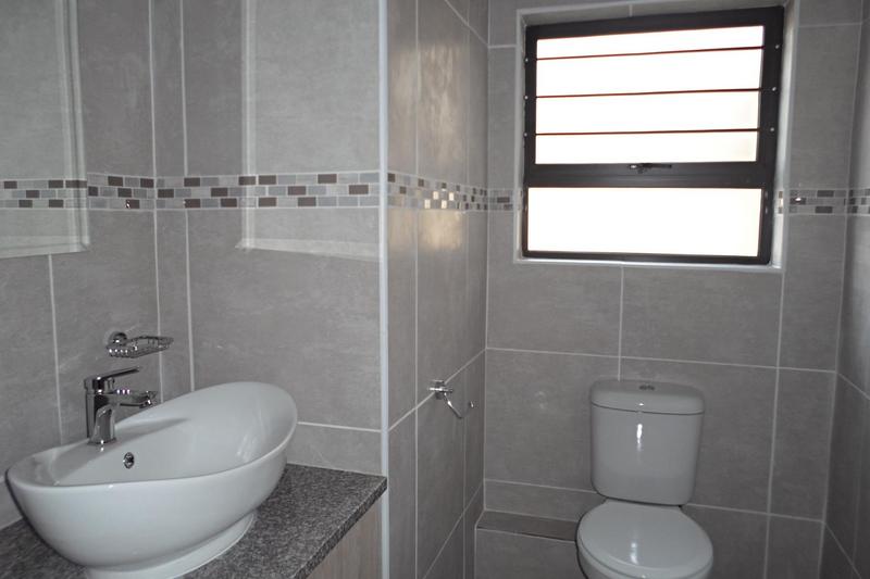 To Let 2 Bedroom Property for Rent in Victory Park Gauteng