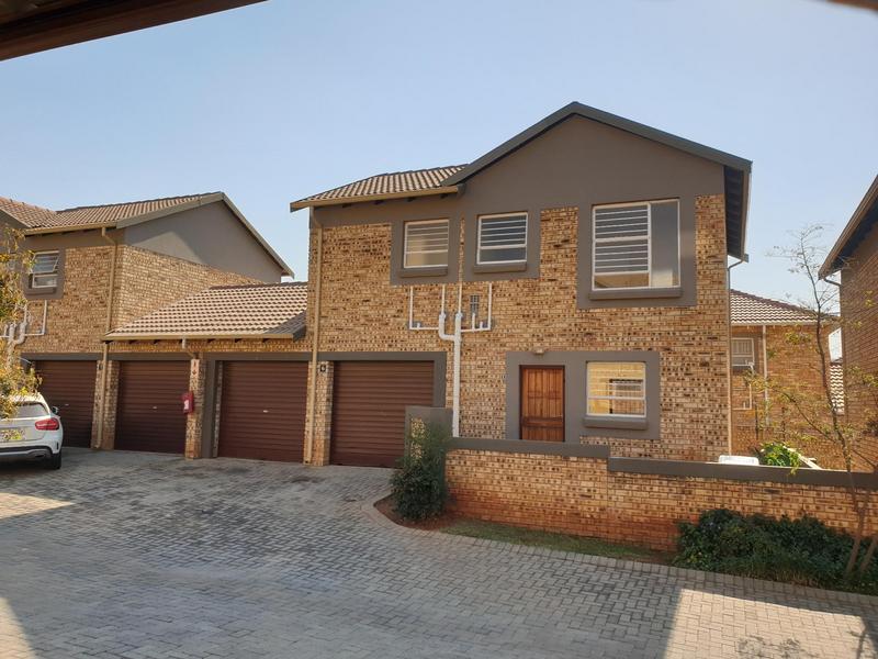 To Let 3 Bedroom Property for Rent in Wilgeheuwel Gauteng