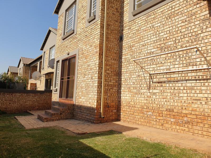 To Let 3 Bedroom Property for Rent in Wilgeheuwel Gauteng