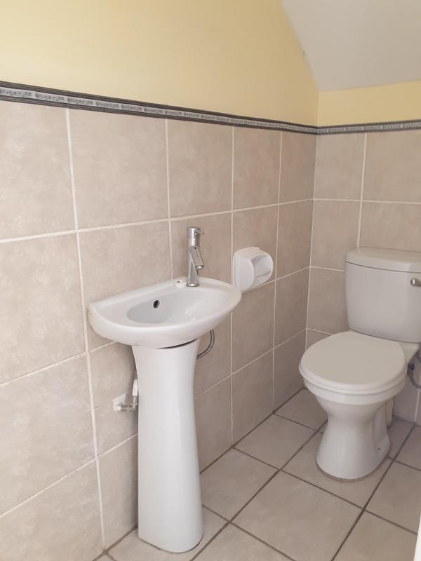 To Let 3 Bedroom Property for Rent in Wilgeheuwel Gauteng