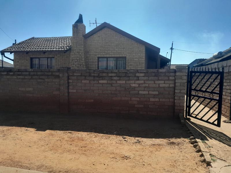 To Let 3 Bedroom Property for Rent in Protea Glen Gauteng