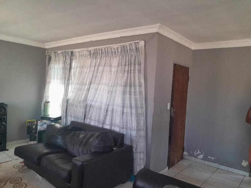 To Let 3 Bedroom Property for Rent in Protea Glen Gauteng