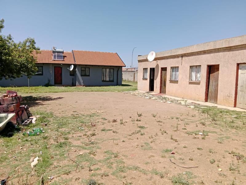 3 Bedroom Property for Sale in Lenasia Gauteng